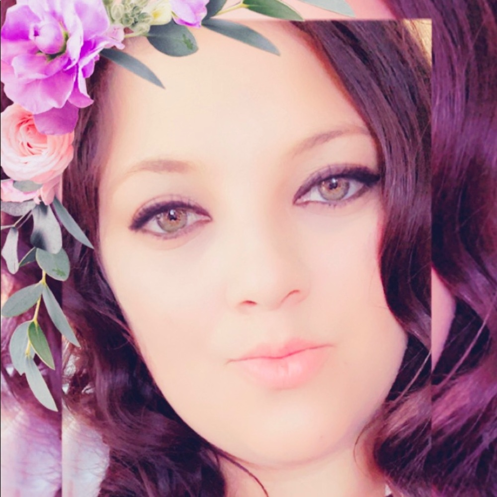 Meet your Posher, Haley